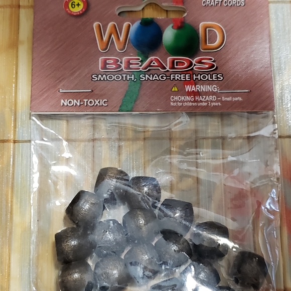 Huge NWT Lot of Wooden & Imitation Bone Beads - Picture 7 of 9